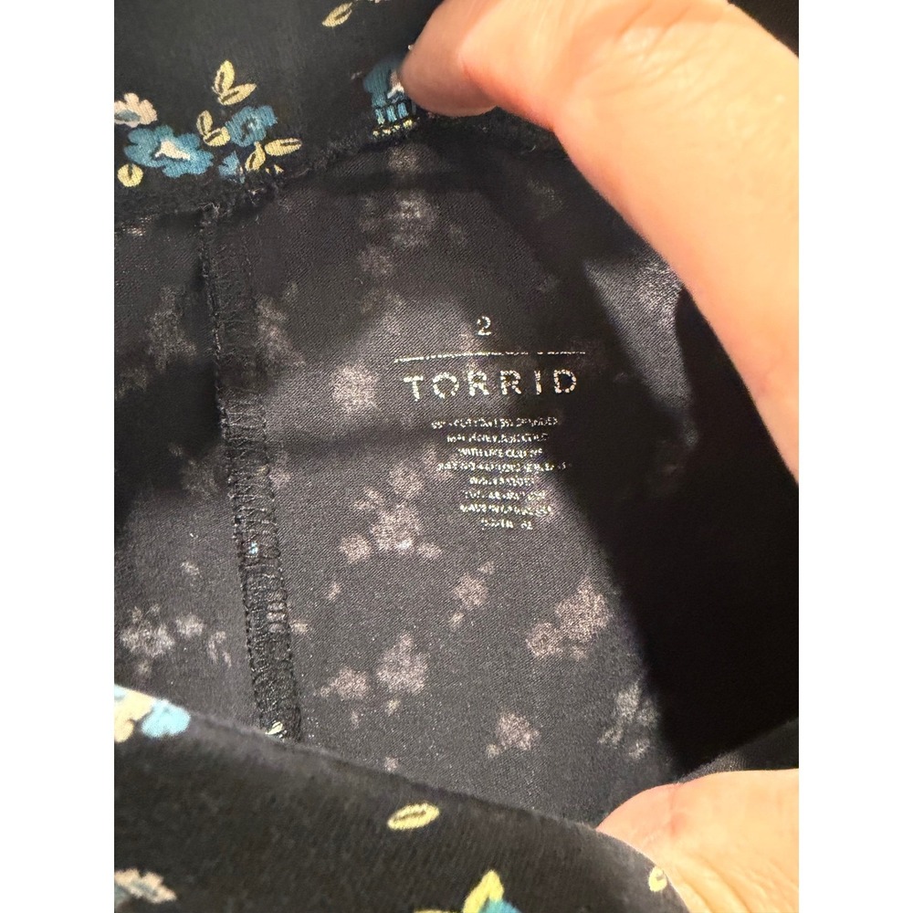 Torrid Womens Leggings Floral Print Black Size 2 - Picture 2 of 6